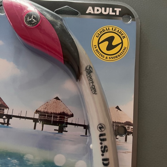 NIP AQUA LUNG US DIVER EXPLORE SERIES ADULT SNORKEL /MASK SET - FUCHSIA - Picture 2 of 6